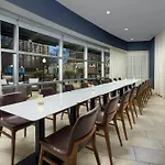 Courtyard By Marriott Atlanta Buckhead