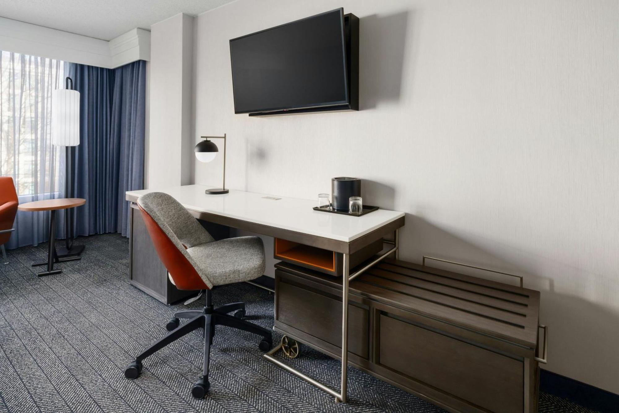 Hotel Courtyard By Marriott Buckhead Atlanta