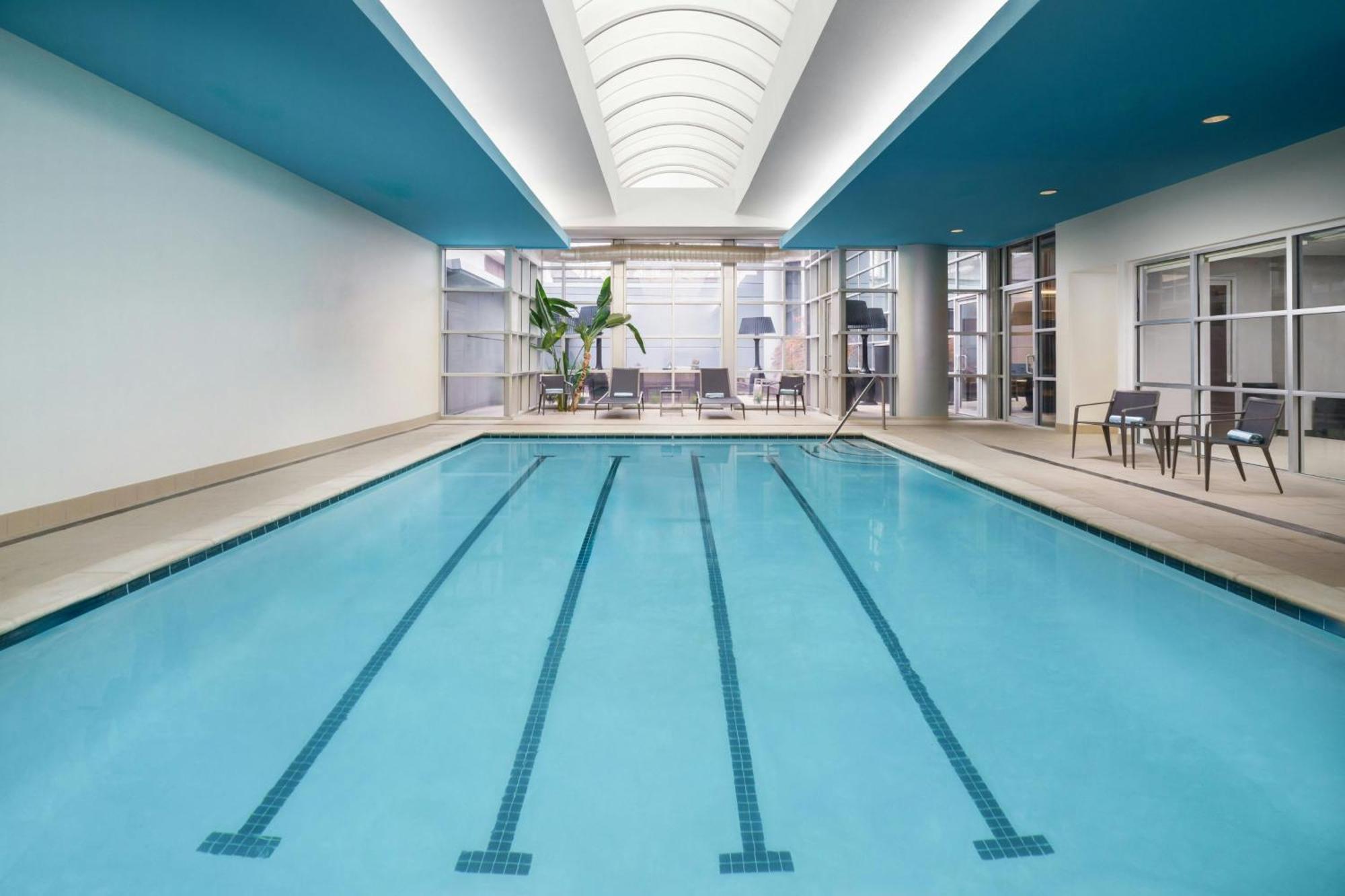 Courtyard By Marriott Buckhead Hotel Atlanta