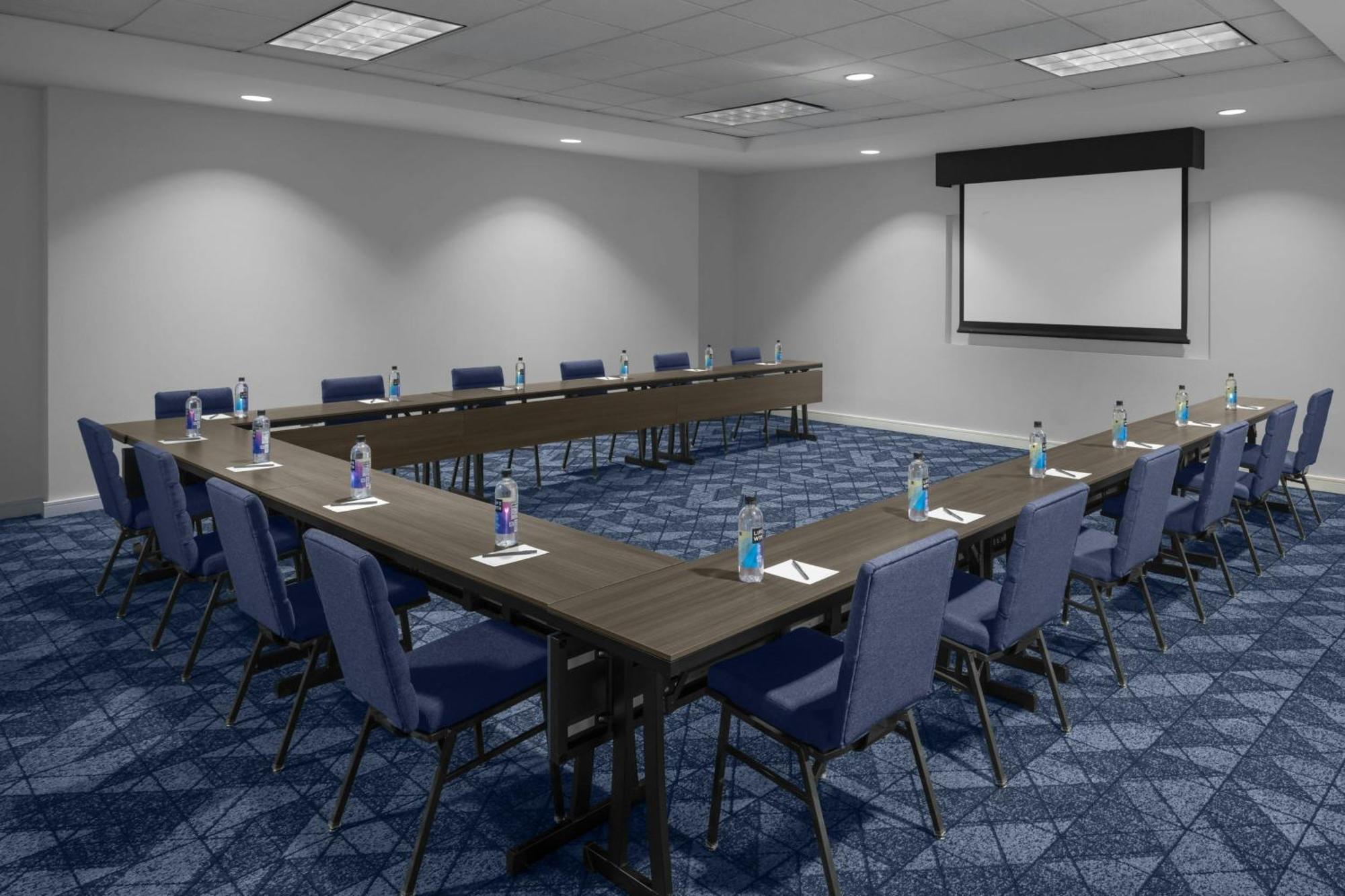 Courtyard By Marriott Buckhead